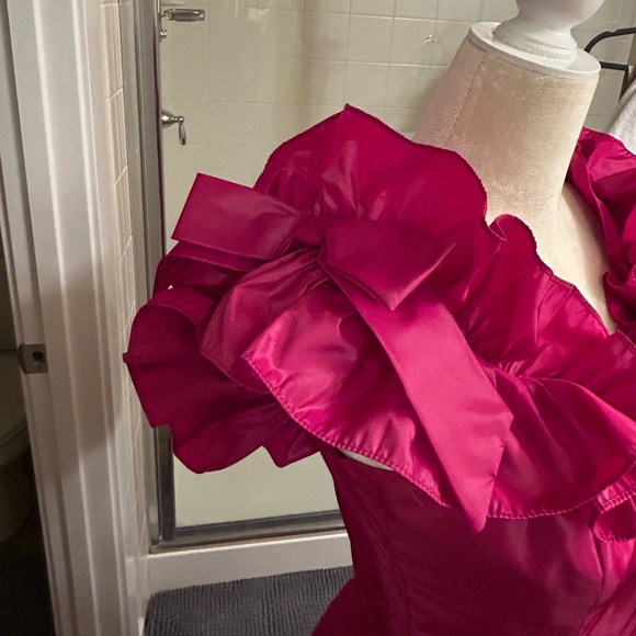 Vintage Victor Costa Size 6 Iridescent Pink Taffeta Ball Gown Dress - Picture 4 of 8